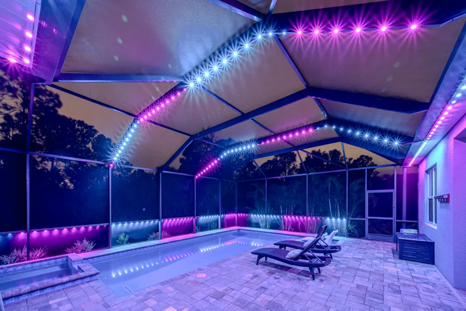 Pool cage in magenta